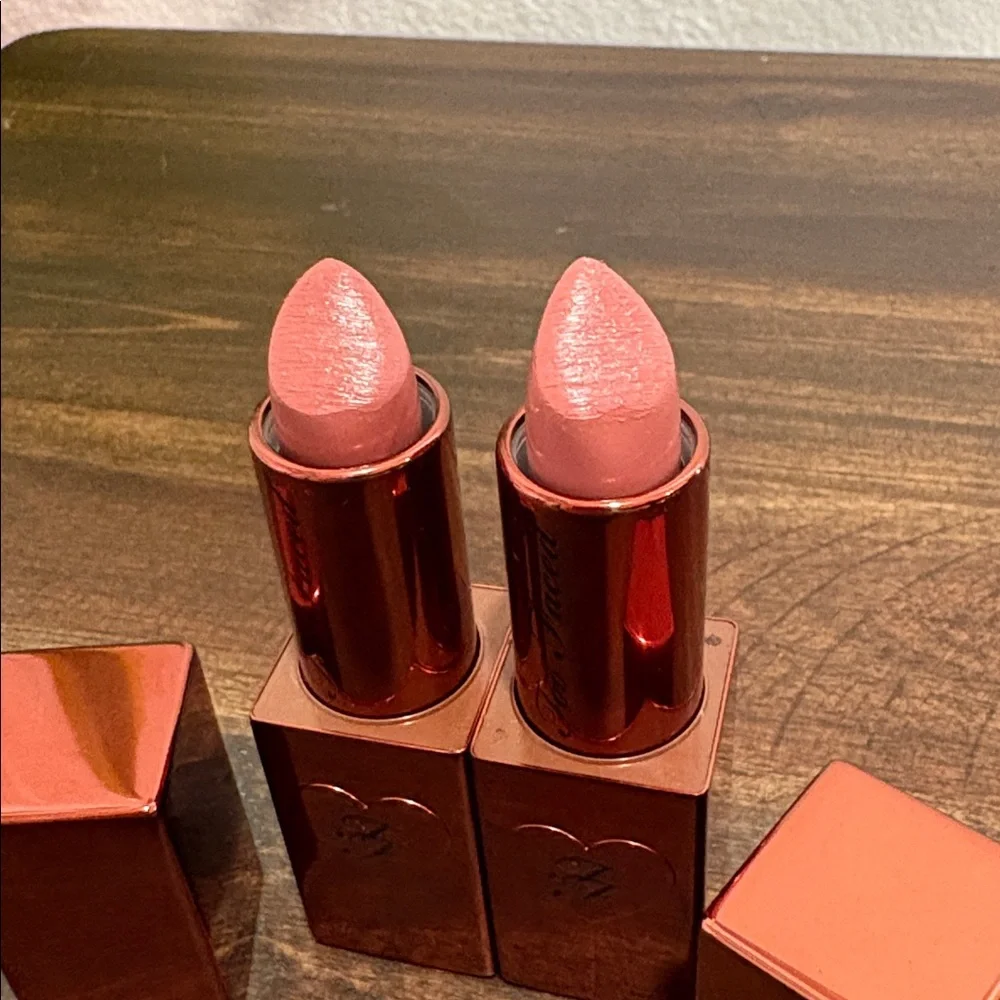 Too Faced chocolate strawberry